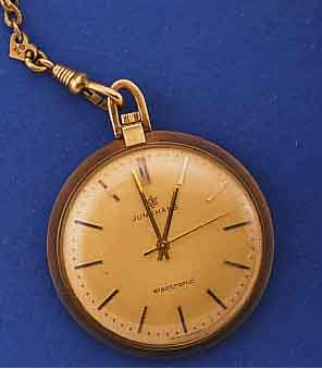 JUNGHANS TASCHENUHR ELEKTRONIK, DEUTSCHLAND UM 1968, GG 585/000 INCL. GG 333/000-UHREN- KETTE, ELEKTROMECHANISCHES PRINZIP, KAL. 600- 30, VERG., ...