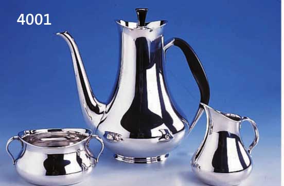 KAFFEEKANNE, SAHNEGIEßER UND ZUCKERSCHALE, DÄNEMARK KOPENHAGEN, 830ER SILBER, CA. 50ER JAHRE, HERSTELLERMARKE COHR, SEHR BEKANNTE ...