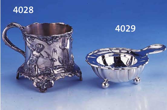 TEESIEB VON A. MICHELSEN, HOFLIEFERANT DER DÄNISCHEN KRONE, 830ER SILBER, 1920, BAROCKSTIL, SIEBKUHLE M. BLÜTENPERFORATION UND STIL. ...
