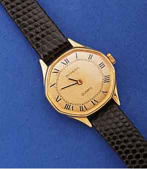 KONVOLUT: 10 DAMENARMBANDUHREN, FÜR DEN DT. MARKT 1980-1994, UNGETR. LAGERW., VERSCH. DESIGN, LEDERBD., ALLE QUARTZWERKE, DARUNTER 1X ALPINA, 1X ...