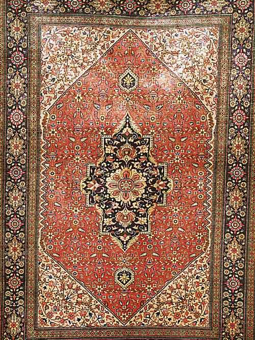 GHGHOM SEIDE,PERSIEN CA 143 X 100 CM. .EHZ 1-2 REINE NATURSEIDE MIT CA 1 MIO KN/QM.