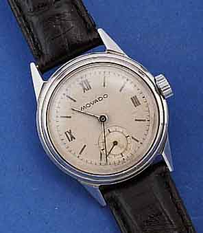 KONVOLUT: 2X MOVADO HERRENARMBANDUHREN, SCHWEIZ UM 1945, BD. HANDAUFZ., 1X METALL VERCHR., BETONTE, GESTUFTE BANDANST., EDEL- ST.BD. U. GLASRD. ...