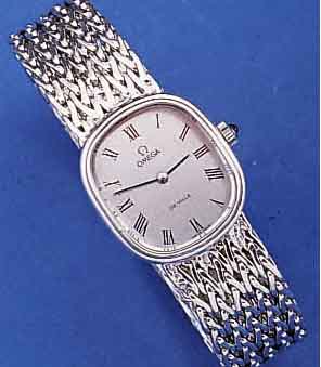 OMEGA DEVILLE DAMENSCHMUCKBANDUHR, STERLING- SILBER ROD., SCHWEIZ UM 1974, BOD. AUFGEDR., SCHMUCKKRONE, RUNDANKERWERK, VERG., 17 ST., KAL. 625, ...