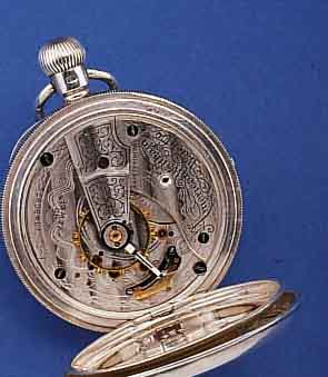 WALTHAM HERRENTASCHENUHR, OFFEN, USA/ENGLAND UM 1909, STERLING-SILBER-GEH. M. HALMARK VON BIRMINGHAM, 2-TEIL. EMAILBL., FEINHAARRISSIG BEI 7, ...