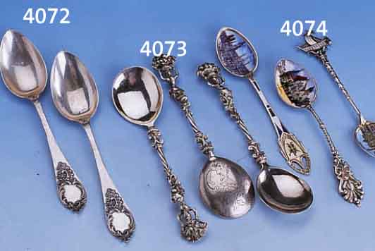 12 KAFFEELÖFFEL, BRUCKMANN & SÖHNE, 800ER SILBER, UM 1900, FLORAL VERZIERT, KARTUSCHE FÜR MONOGR. FREI, CA. 315 G