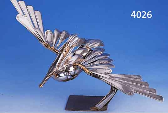 BESTECKSKULPTUR VON BOUVIER "PELIKAN", UNIKAT, CA. 27.5 X 29 X 52 CM, SIGN. BOUVIER UND DAT. 97, DER 1942 IN DER NORMANDIE GEB. ...