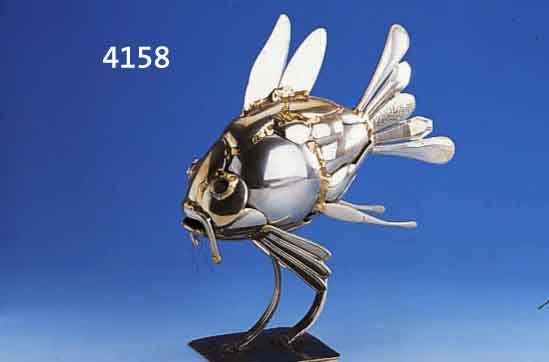 BESTECKSKULPTUR VON BOUVIER "FISCH", UNIKAT, CA. 26 X 27 X 9 CM, SIGN. BOUVIER UND DAT. 96, DER 1942 IN DER NORMANDIE GEB. KÜNSTLER, ...