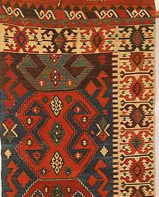 SHAHSAWAN KELIM,PERSIEN.(EINBAHNIG).CA 380 X 100 CM..EHZ 2.UM 1920.