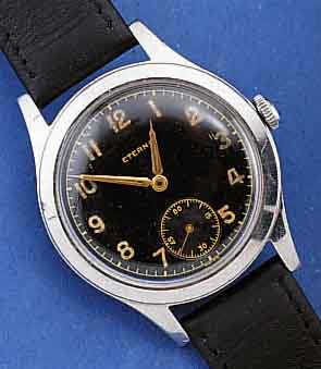 ETERNA HERRENARMBANDUHR, MILITARY, SCHWEIZ UM 1948, EDELST., BOD. GESCHR., NOCH BLEIDICH- TUNG, AUßER LEDERBD. ORIG. ZUSTAND, GR. RUND- ANKERWERK ...