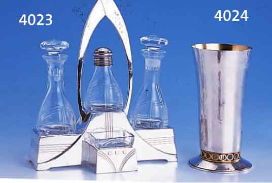 MENAGERE, WMF UM 1902/05, LEGIERUNG BRITTANIA, GLASKARAFFEN UND -EINSÄTZE NICHT ORIGINAL, ABER PASSEND, H CA. 24 CM, B CA. 20 CM
