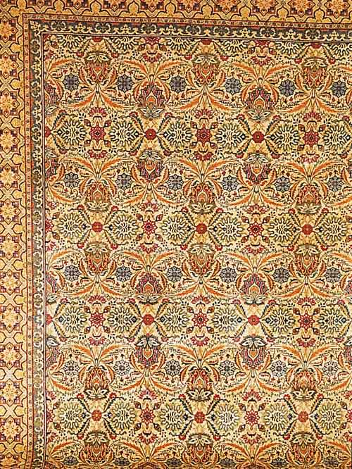 KESCHAN,PERSIEN CA 370 X 236 CM..EHZ 3.FLOR WOLLE.CA 60 JAHRE.(SEHR DEKORATIV).