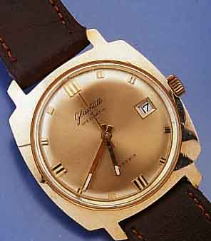 GLASHÜTTE HERRENARMBANDUHR SPEZIMATIC, DEUTSCHLAND UM 1968, METALL CARREE-CAMBREE HARTVERG., EDELST.-BODEN GEDR., 26 ST., ZENTRALROTOR, KAL. ...