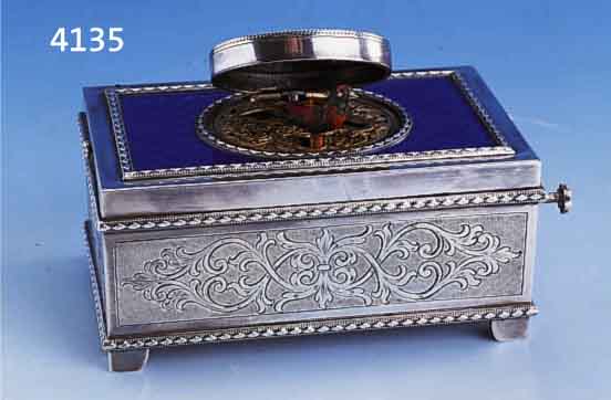 SPIELUHR, 925ER SILBER, POLEN/UNGARN, GRUND GUILL., BLAUER HARTLACK, NACH DEM VORBILD VON PFORZHEIM UM 1900, AUF- WENDIG, MIT SCHLÜSSEL, CA. 5 X ...