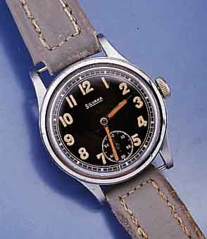 SILVANA MILITÄRARMBANDUHR, FÜR DAS DTSCH. HEER SO REG.-GRAV. AUF EDELST.-SCHR.-BODEN, D334711H, UM 1943, METALL HARTVERCHR., KON- TRASTZIFFERBL. ...