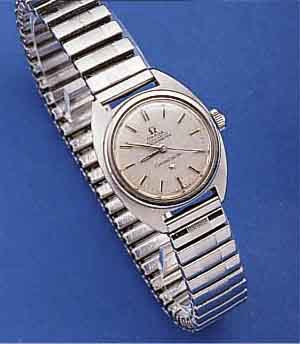 OMEGA DAMENSPORTUHR, CONSTELLATION, AUTOMA- TIK, CHRONOMETER, EDELST., BOD. GESCHR., NEUTR. EDELST.-ZUGGLIEDERBD., SATT. BL. M. AUFGES. ...
