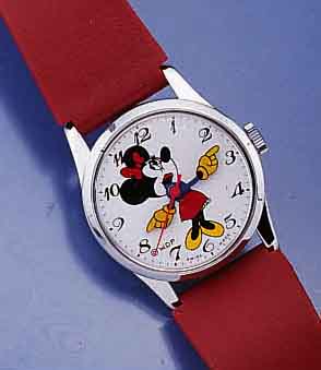 KONVOLUT: 4 COMICARMBANDUHREN AUS WALT DISNEY- PRODUKTION, M. STIFTENANKERW., ALLE METALL- GEH. VERCHR., KUNSTSTOFFBÄNDER, DARST. MICKEY MOUSE, ...