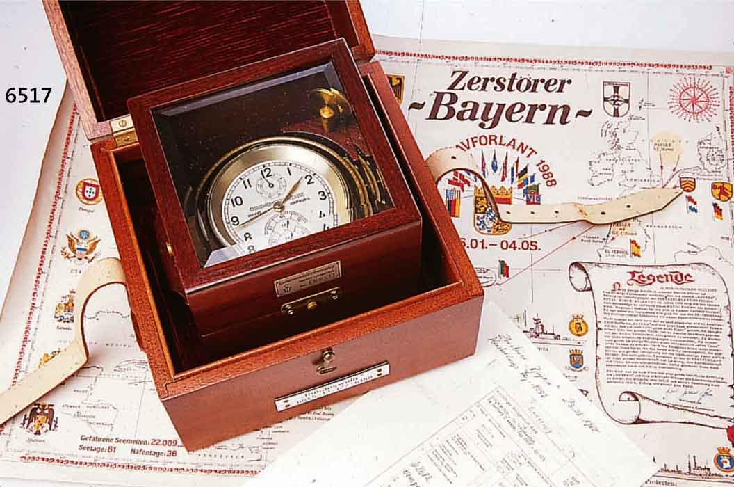 WEMPE SCHIFFSCHRONOMETER, FÜR DIE BUNDES- MARINE, VERK. U. IN BETRIEB GEN. 1960, IM STÄNDIGEN EINS. DES ZERSTÖRERS BAYERN, FERT.- NR. 6841 M. ...