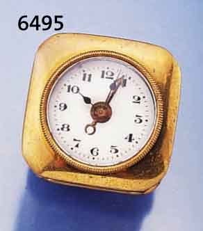 TISCHWECKERCHEN, DEUTSCHLAND UM 1910, MESSING, EMAILBL., STIFTENANKERW. IN 2 EBENEN, (3 PLATINEN), GEH- U. WECKWERK RÜCKS. ÜBER EINEN SCHLÜSSEL, ...