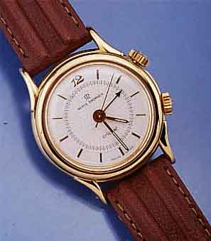 REVUE THOMMEN ARMBANDWECKER CRICKET, SCHWEIZ UM 1995, METALL HARTVERG., EDELST.-DOPPELBOD., VERSILB. BL., BASISKAL. AS, HANDAUFZ., GEH- U. WECKW. ...