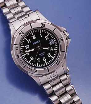 MÜHLE GLASHÜTTE DAMENTAUCHERUHR, DEUTSCHL. UM 2000, METALL MATTVERCHR., EDELST.-BOD. U. -BAND MATT., SICHERHEITSFALTSCHL., LÜN. EINS. RAST. ...