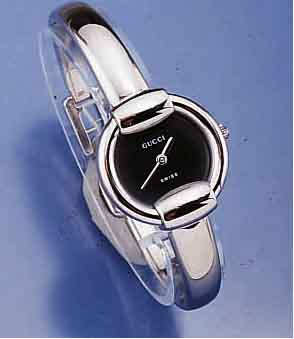GUCCI DESIGNERDAMENARMBANDUHR, SCHWEIZ UM 1999, EDELST. POL., EDELST.-SPANGENBAND, MINE- RALFLACHGL., ORIG. ETUI, PAP., GARANTIEK. UN- AUSGEF., VOR ...