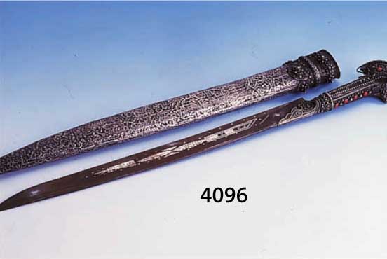 SÄBEL, AFGHANISTAN UM 1900/10, SILBER GEPR., GRIFF SILBERKORDELVERZIERUNG, KORALLEN- BESATZ, KLINGE METALL Z.T. TAUSCHIERT MIT SILBEREINLAGEN, ...