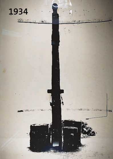 BEUYS, JOSEPH, 1921-1986, SIEBDRUCK AUF LEINEN, MITTIG LINKS MIT BLEISIFT HANDSIGNIERT, UNIKAT, CA. 128 X 78 CM, U.GL., R., VON 1962