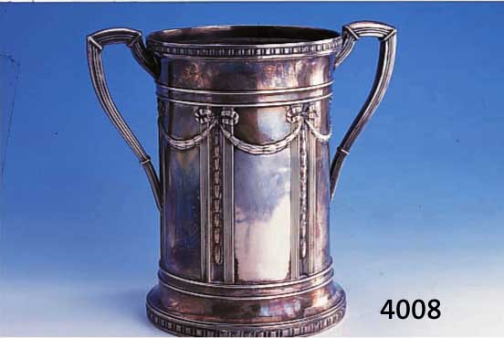 WEINKÜHLER, DEUTSCH KOCH & BERGFELD UM 1910, 800ER SILBER, KLASSIZISTISCHER DEKOR MIT SCHLEIFEN UND GIRLANDEN, TOTAL CA. 1090 G, SEHR PRUNKVOLL, ...