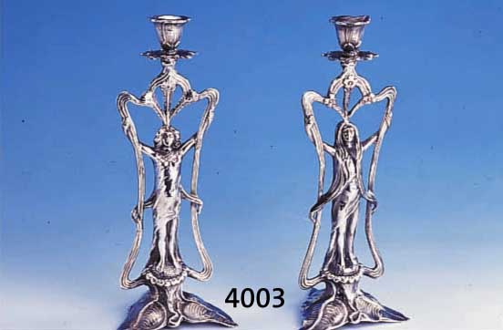 KERZENLEUCHTERPAAR,, DEUTSCH UM 1900, MÄNNLEIN UND WEIBLEIN, SPRITZGUSS, METALL VERSILBERT, REINER JUGENDSTIL, H CA. 26 CM
