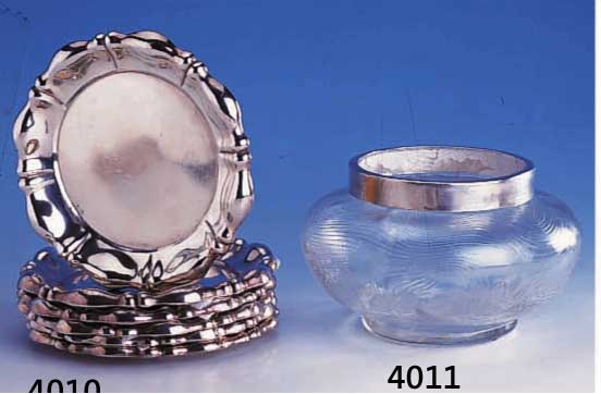 6 KL. TELLER, WIEN UM, 1880, 800ER SILBER, BAROCKSTIL, REINE HANDARBEIT, CA. 930 G, MEISTERMARKE OE MM UNGED., D. CA. 16 CM
