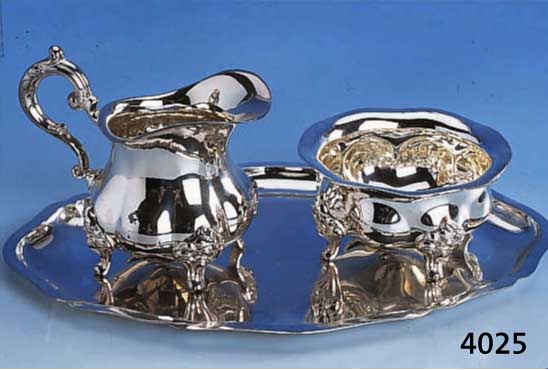 SAHNEGIEßER UND ZUCKERSCHÄLCHEN AUF TABLETT, 925ER SILBER, WILHELM BINDER SCHWÄBISCH GMÜND, DEUTSCH 50ER JAHRE, CA. 240 G