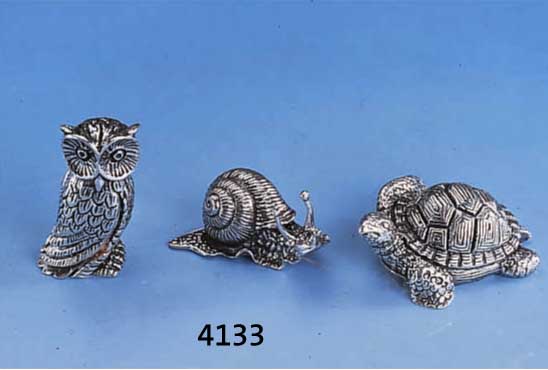 3 TISCHDEKORATION/GLÜCKSBRINGER, 925ER SILBER MASSIV, SCHILDKRÖTE, EULE UND SCHNECKE, NATURALIST.-IDEALIST. DARST., H BIS CA. 4.5 CM ZUS. CA. 165G