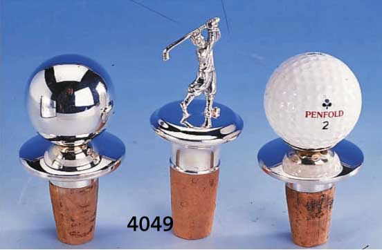 3 ZIERKORKEN MIT GOLF-DARST., 925ER SILBER, 1X MIT AUFGESETZTEM GOLFBALL, 1X VOLL- PLAST. GOLFER, 1X GLATTE KUGEL, H BIS CA. 6.6 CM (OBERTEIL)