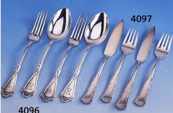 12.TEIL. FISCHBESTECK, WMF UM 1923, 6 MESSER UND 6 GABELN, REINES ART-DECO, ABSTR- FLORALE SEITENBÄNDER, GANZSEITIG IN LIT.: SAMMLUNG BRÖHAN ...