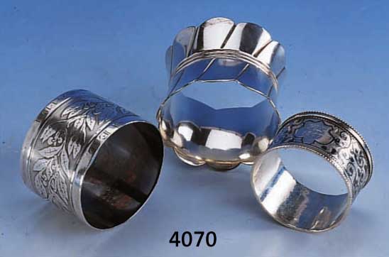 3 SERVIETTENRINGE, SILBER, 2X 1900, 1X 1930, 1X RUßLAND, 84ER SILBER TAUSCHIERT, ZISEL., BESITZERMONOGR. DAT. 1900, 1X FLORALE BÄNDE- RUNG, ...