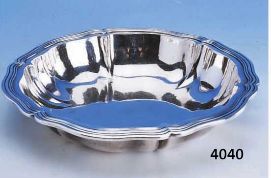 ANBIETSCHALE, DEUTSCH, UM 1915, 925ER SILBER, BAROCKSTIL, WANDUNG 6-FACH GEKNIFFEN, RAND 4-FACH GERIEFT UMLAUFEND, GEW. CA. 510 G, D. CA. 25.5 ...