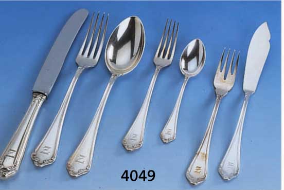 BESTECK FÜR 12 PERSONEN, DEUTSCH BSF UM 1910, 800ER SILBER, STIL. AKANTHUSBLATTDEKOR, BES.-MONOGR. Z, BEST. AUS: 12 MENUELÖFFEL, 12 ...