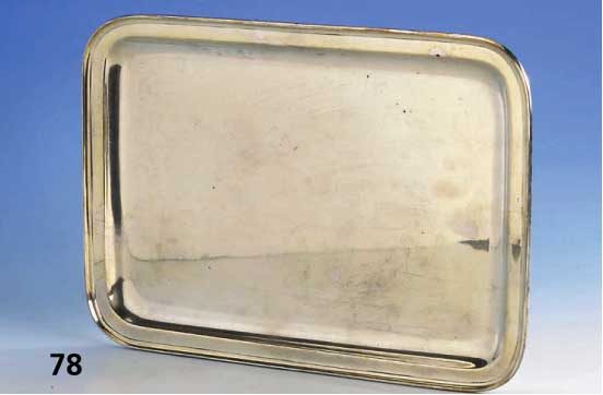 Tablett, deutsch Hanau um 1920/25, 925er Silber, glatte zeitlose Form, ca. 1080 g, 36.5 x 26 cm