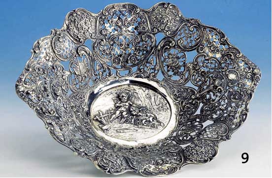 Anbietschale, Barockstil, 800er Silber, Durchbrucharbeit, reich dekoriert mit BlÜten, Rocaillen etc., Spiegel mit 2 Putten mit PfeilkÖchern, ...