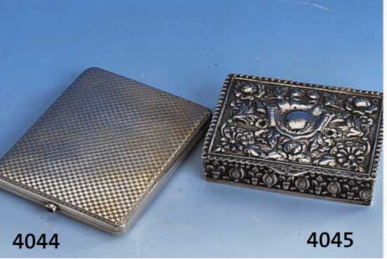 Zigarettenetui, deutsch, Pforzheim, um 1905, Meistermarke Louis Kuppenheim, 900er Silber, innenvergoldet, innen Bes.- Monogr. LF, außen ...