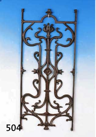 PAAR ZIERGITTER, FRANKREICH, UM 1920/30, METALLGUß, REICH Z.T. FLORAL VERZIERT, L. GEBRAUCHSSPUREN, L. KORRODIERT, MAßE JE CA. 80X35 CM