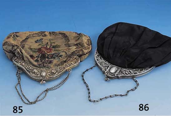 Abendtasche, Frankfurt um 1900, 800er Silber, Jugendstil, stilrein, Meistermarke Breiden- stein und Renauld, vgl. Lit. Scheffler, Hessen, BÜgel ...