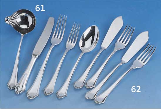 24-teil. Fischbesteck, deutsch ca. 30er J., 925er Silber, Barockstil, ungemarkt, best. aus 12 Messern und 12 Gabeln, Messerl. ca. 21 cm, total ...