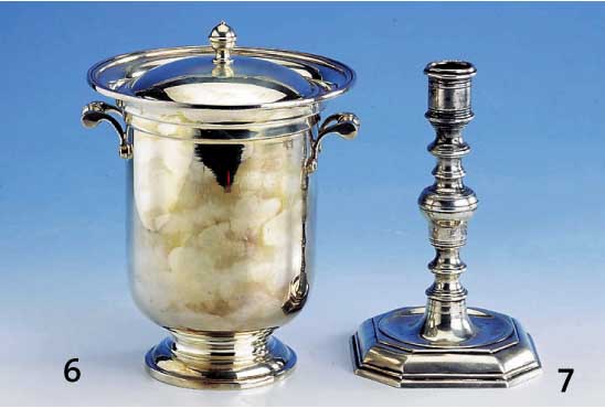 Kerzenleuchter, Schlesien um 1730, Silber gepr., frÜher Barockstil, Stadt- marke zerschlagen aber wohl Oels (Olesnica), sek. gefÜllt, ...
