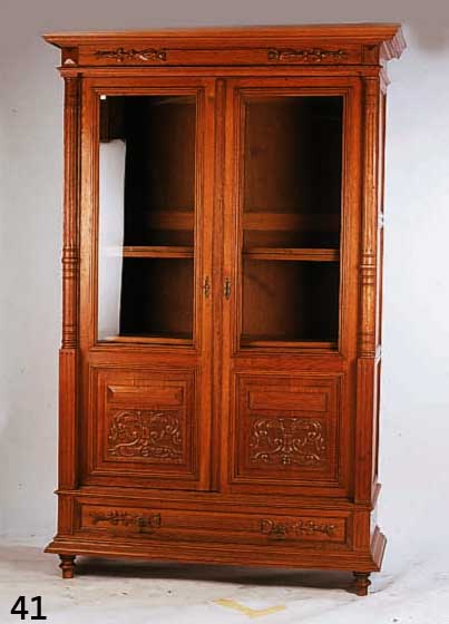 VIELZWECKSCHRANK, BELGIEN, 1895/1905, EICHE MASSIV, BZW. RAHMEN Z.T. KASTANIE, MESSING GRIFFE, SCHNITZEREIEN AUS DEM VOLLHOLZ BZW. AUFGESETZT, ...
