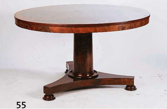 RUNDER TISCH, BIEDERMEIER, 1830, NUSSBAUM- U. AHORN(?)FURNIER, REST., PLATTENEINFASSUNG U. FURNIER Z.T. ERNEUERT, POLIERT, D. CA. 120 CM, H. CA. ...