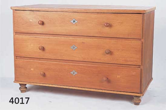 KOMMODE, DEUTSCH, UM 1830/40, EICHE MASSIV TEILRESTAURIERT, CA. 82X123X58 CM