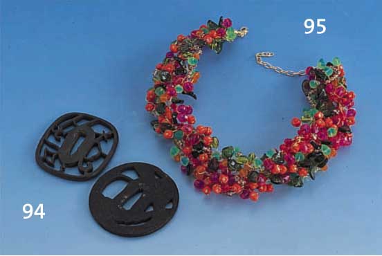 Collier mit GlasblÜten und -FrÜchten, ca. 40/50er Jahre, Metall vergoldet, aufwend. u. reich besetzt mit transparenten und opaken ...