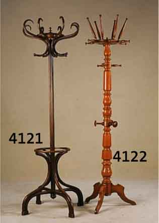 KLEIDERSTÄNDER, DEUTSCH, UM 1900, SÄULE BUCHE/NUßBAUM, SCHÖNE DRECHSELARBEIT VON HOHER QUALITÄT, GEBRAUCHSSPUREN, CA.