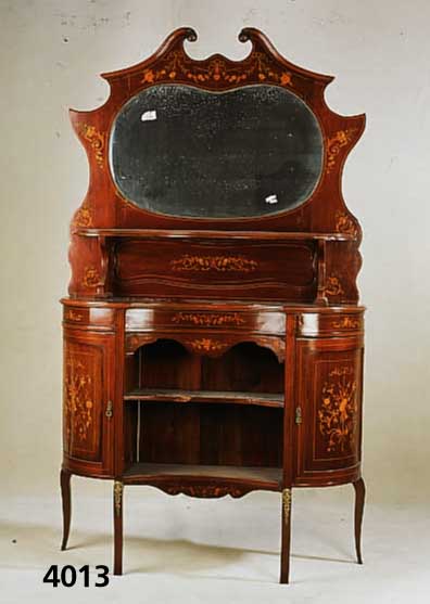 Buffet, England, um 1900, Mahagonifurnier mit Blumenintarsien, Spiegeleinsatz facettiert , abgerundete Seiten, elegante Form, alters- bedingte l. ...